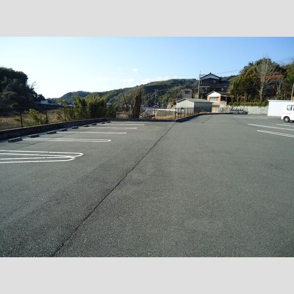 駐車場 (駐車場)