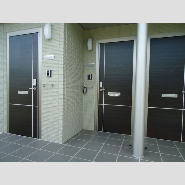 エントランス (エントランス)