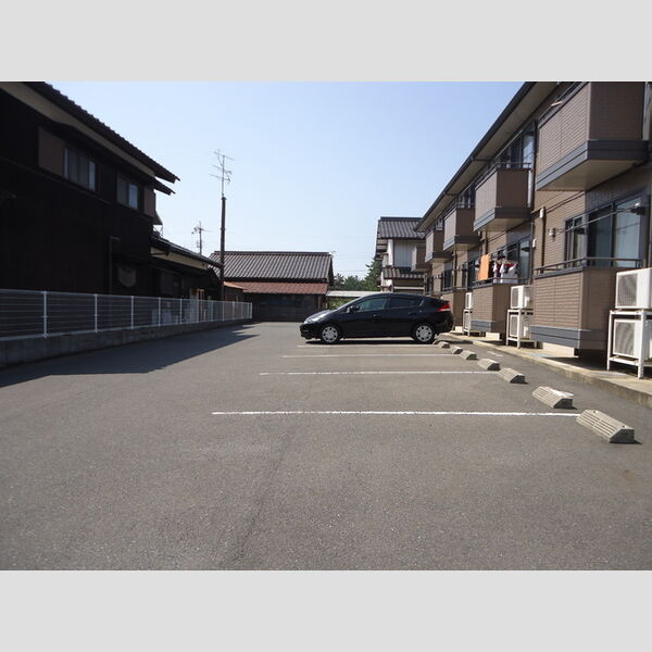 駐車場 (駐車場)