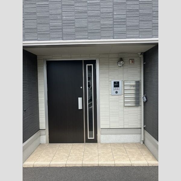 エントランス (エントランス)