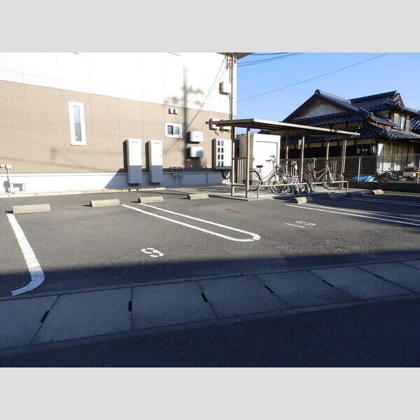 駐車場 (駐車場)