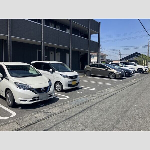 駐車場 (駐車場)