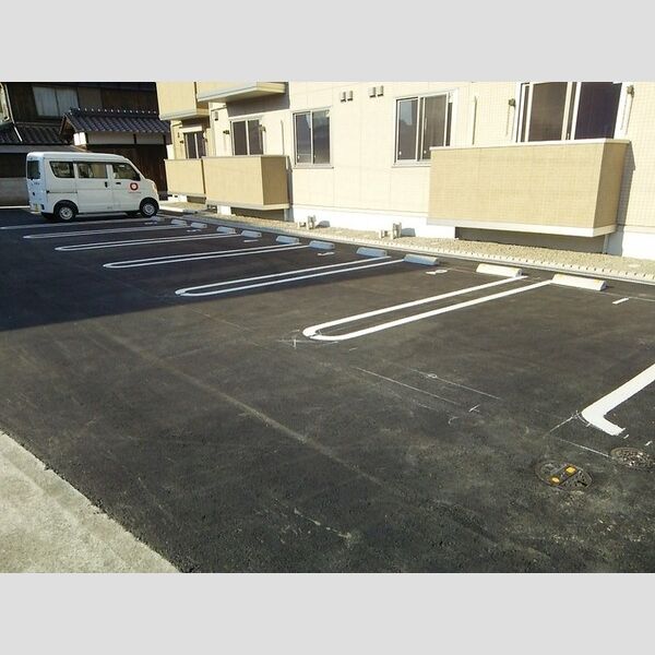 駐車場 (駐車場)