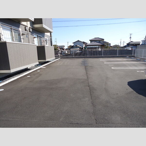 駐車場 (駐車場)