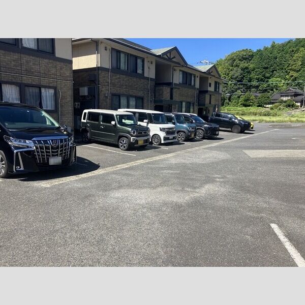 駐車場 (駐車場)