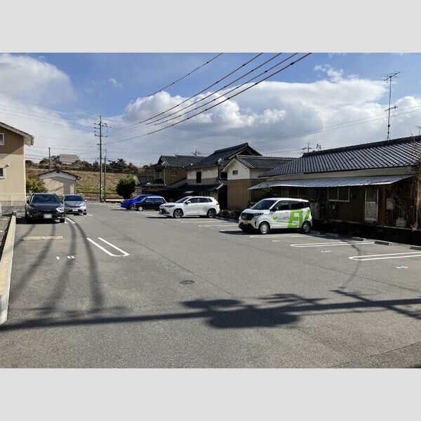 駐車場 (駐車場)