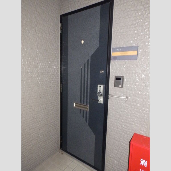 エントランス (A101:玄関ドア(傘掛け付))