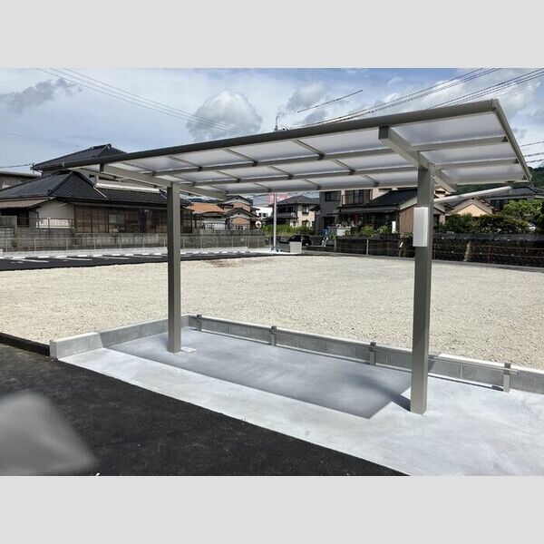 現地周辺 (駐輪場)