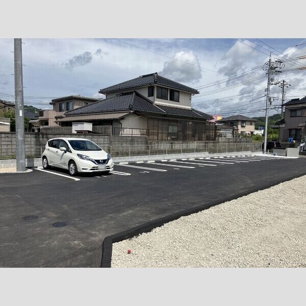 駐車場 (駐車場)