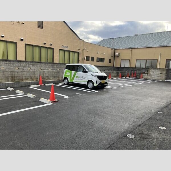 駐車場 (駐車場)