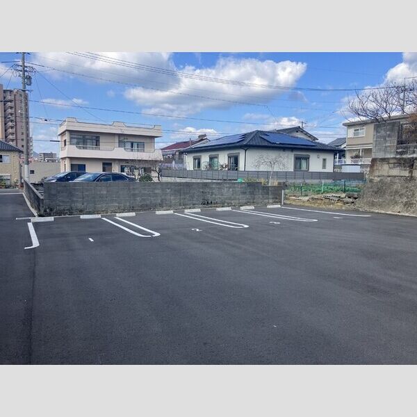 駐車場 (駐車場)