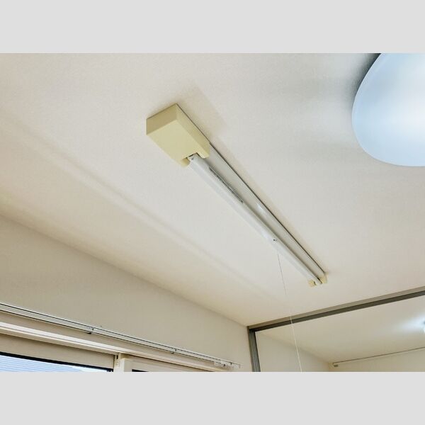 その他 (室内物干し)