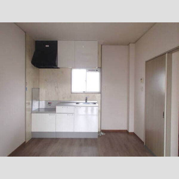 キッチン (102 ダイニングキッチン)