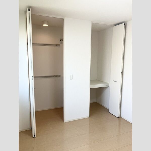 収納 (洋室収納)