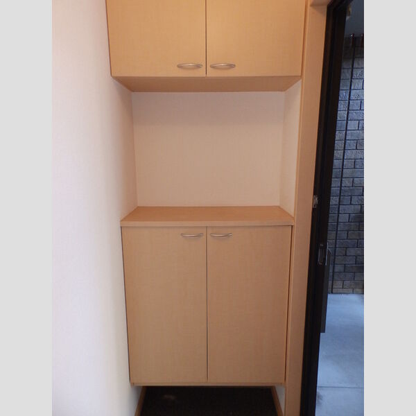 玄関 (シューズBOX)