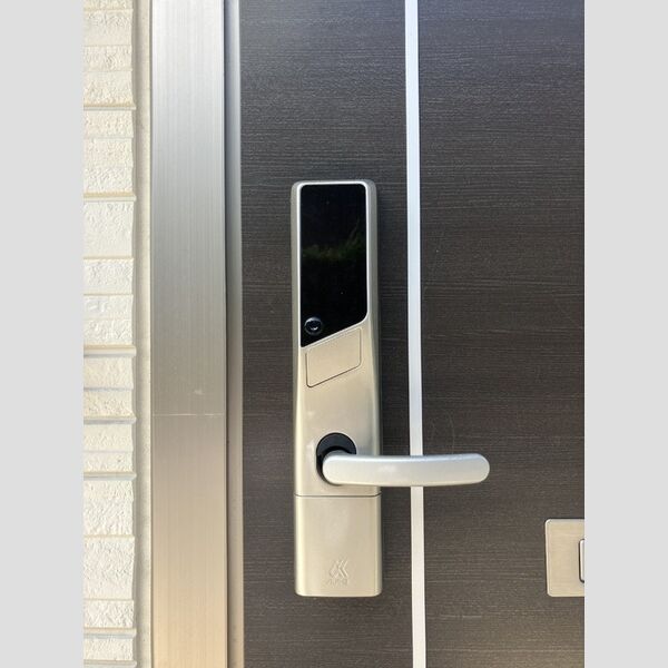 玄関 (ICカードキー)