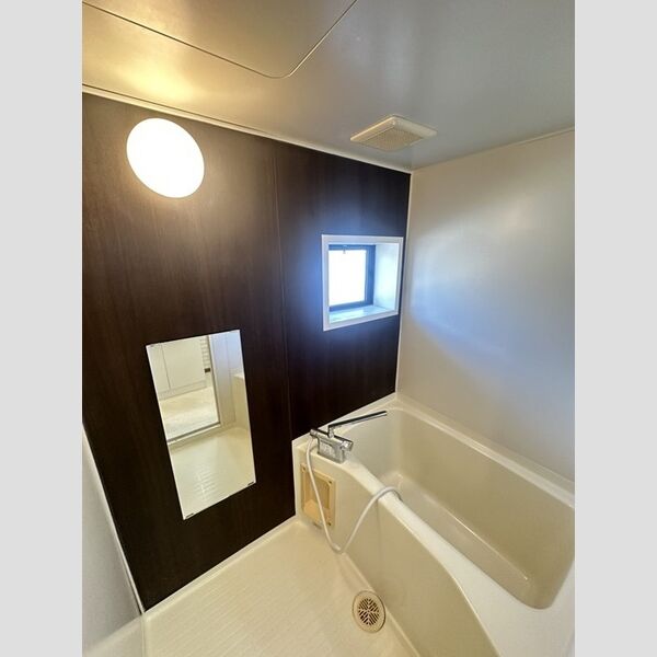 バス (浴室)