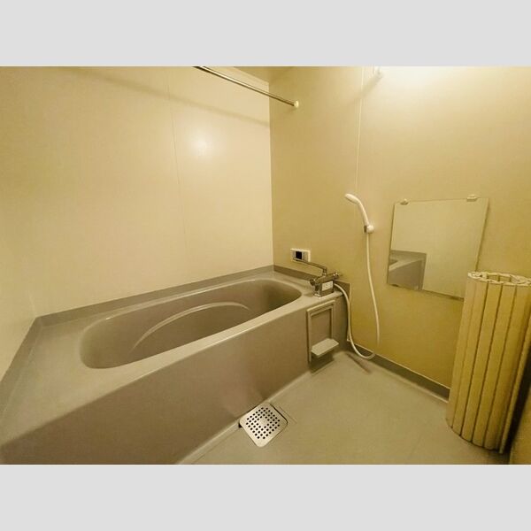 バス (浴室)