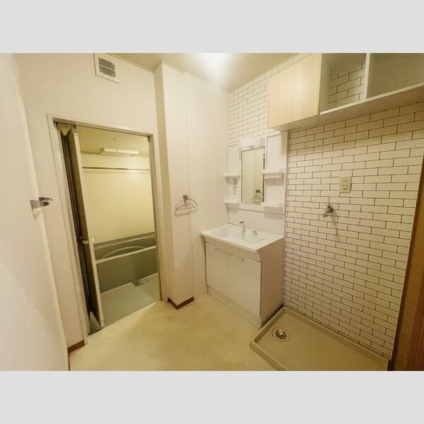 洗面所 (洗面所)