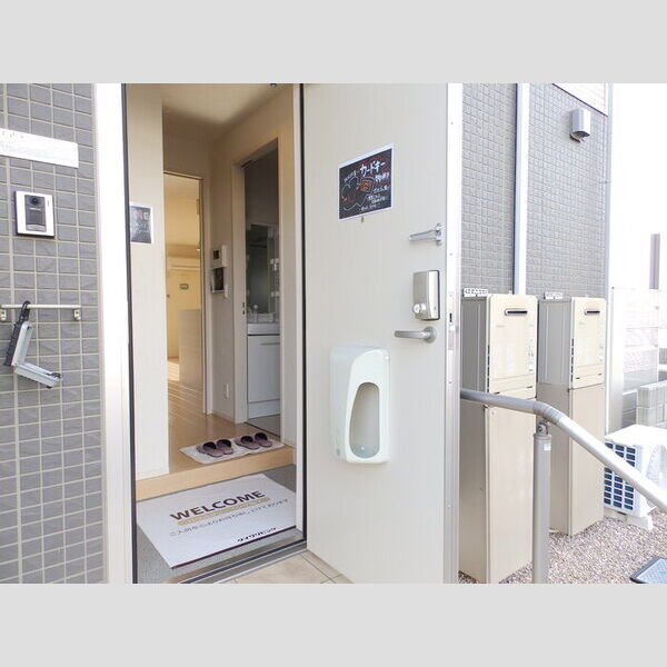 玄関 (玄関)