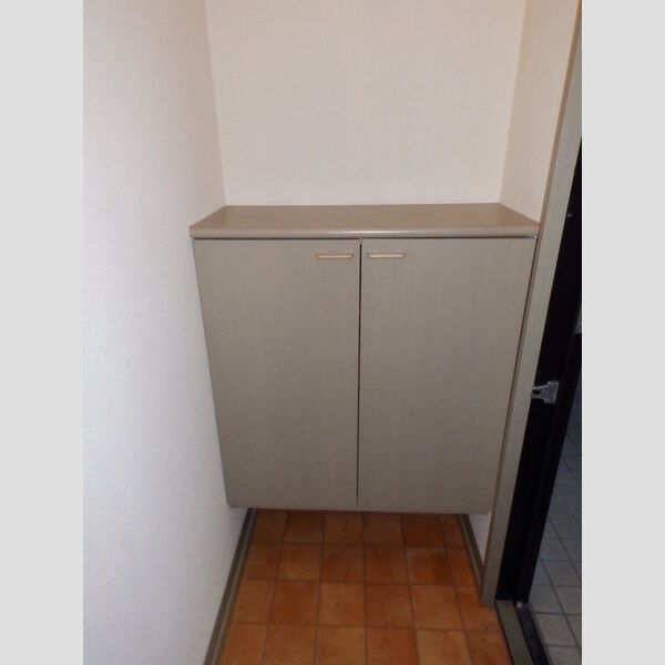 玄関 (B102:シューズBOX)