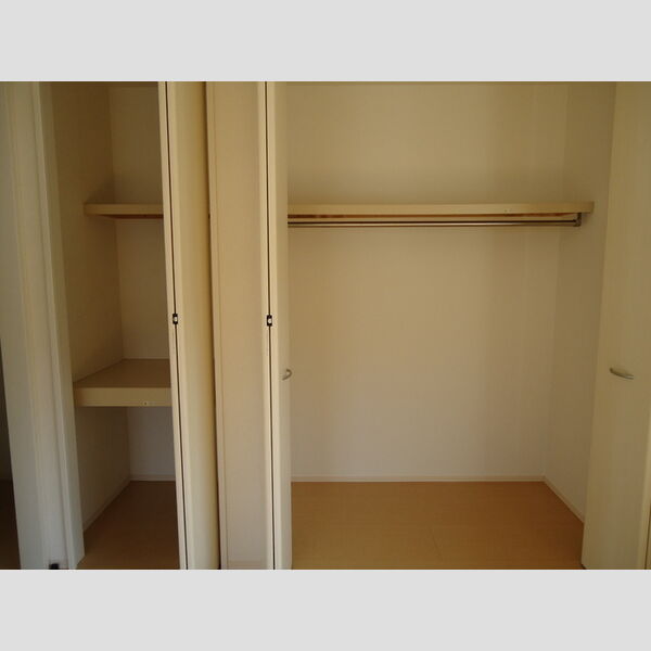 収納 (クローゼット)