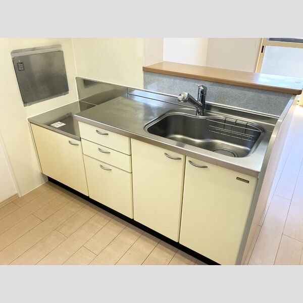 キッチン (キッチン)