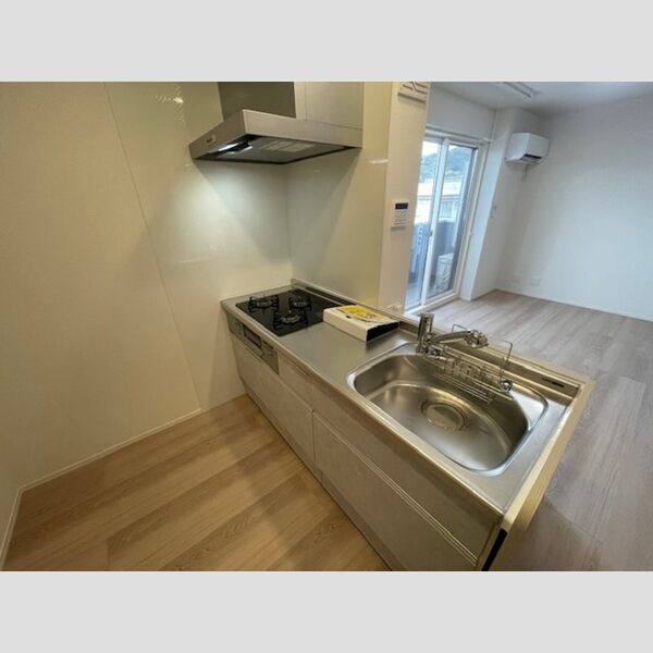 キッチン (システムキッチン(3口コンロ))