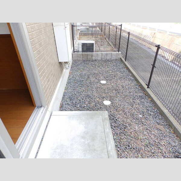 その他 (専用庭(洋室側))