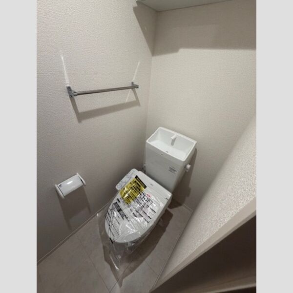 トイレ (温水洗浄便座)