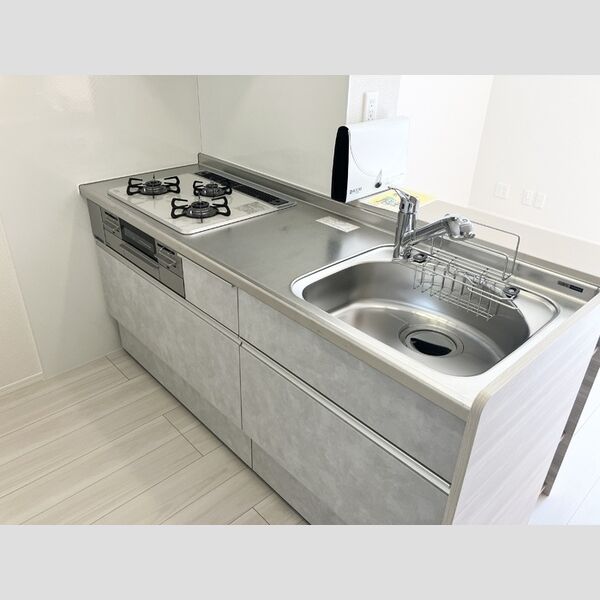 キッチン (対面キッチン(3口ガスコンロ))