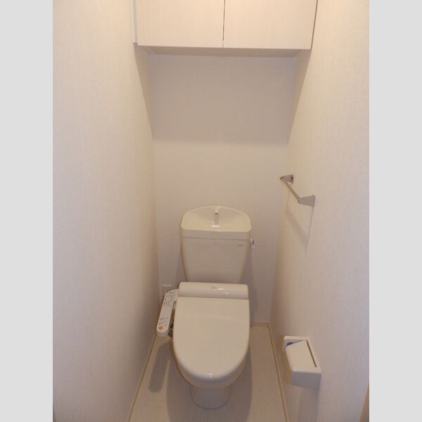 トイレ (温水洗浄暖房便座)