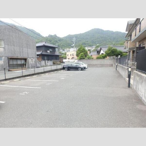 駐車場 (駐車場)