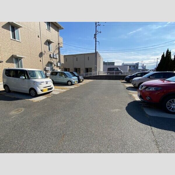 駐車場 (駐車場)