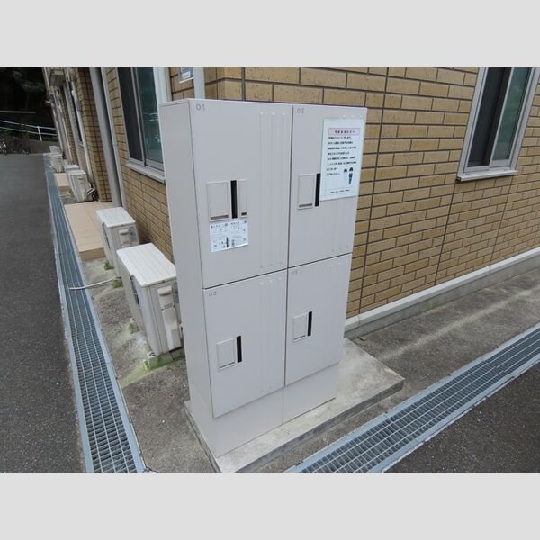 現地周辺 (宅配BOX)