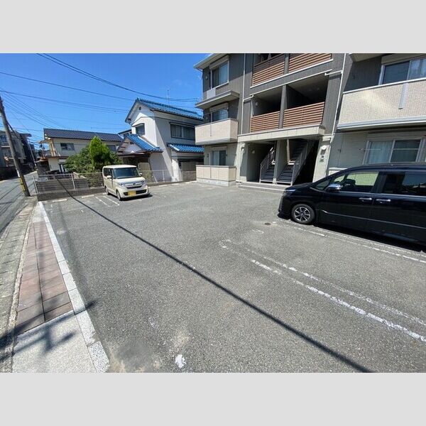 駐車場 (駐車場)