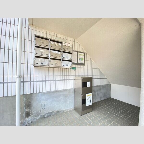 エントランス (エントランス&宅配ボックス)
