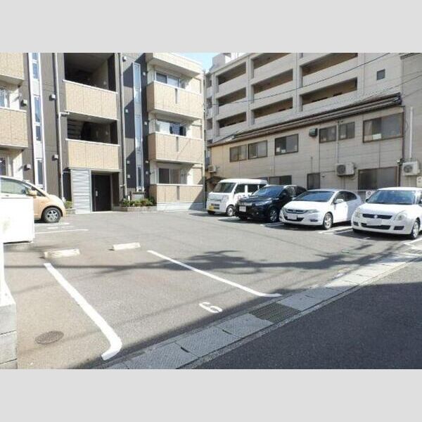 駐車場 (駐車場)