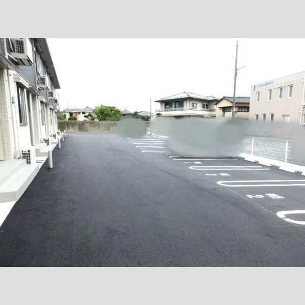 駐車場 (駐車場)