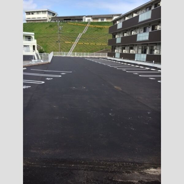 駐車場 (駐車場)