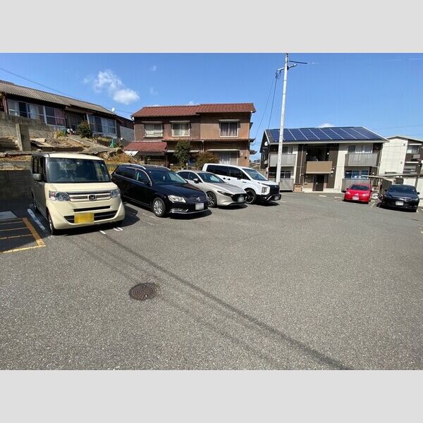 駐車場 (駐車場)
