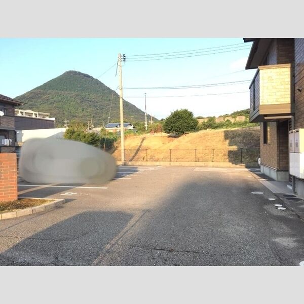 駐車場 (駐車場)