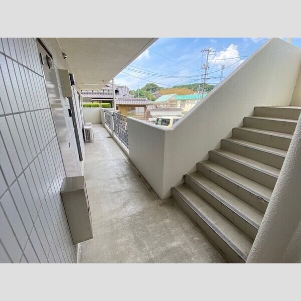 現地周辺 (通路)