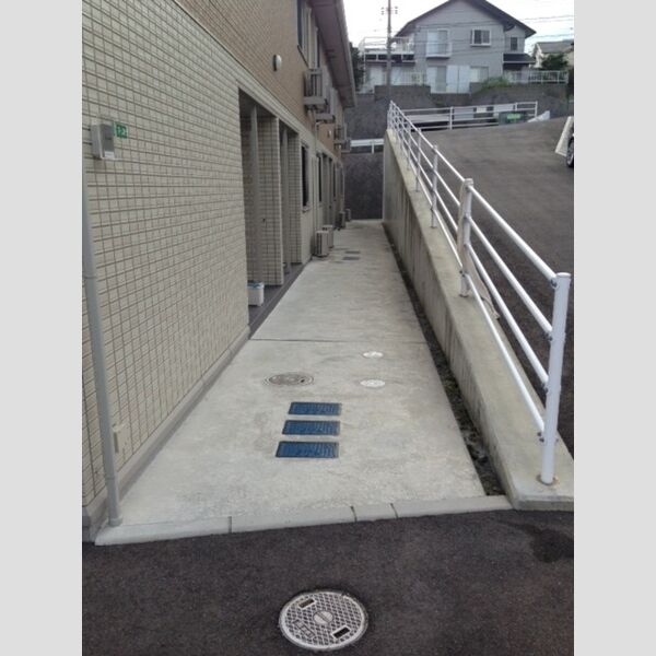 エントランス (エントランス)