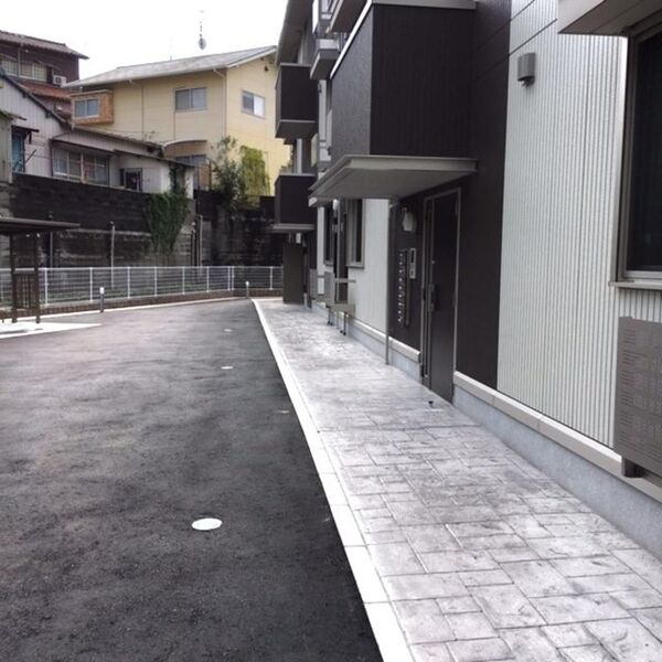 エントランス (エントランス)
