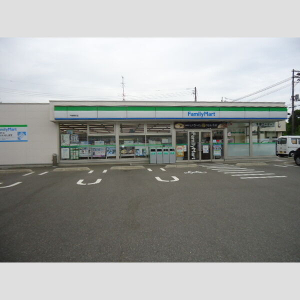 現地周辺 (ファミリーマート下関長府店(約363m))