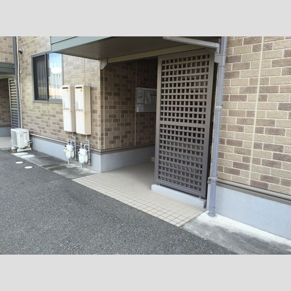 エントランス (エントランス)