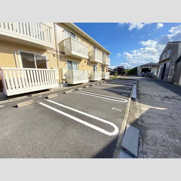 駐車場 (駐車場)