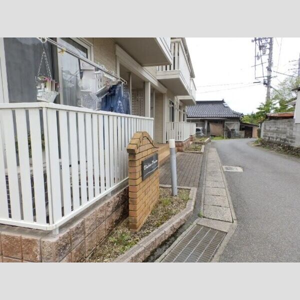 現地周辺 (建物周辺)