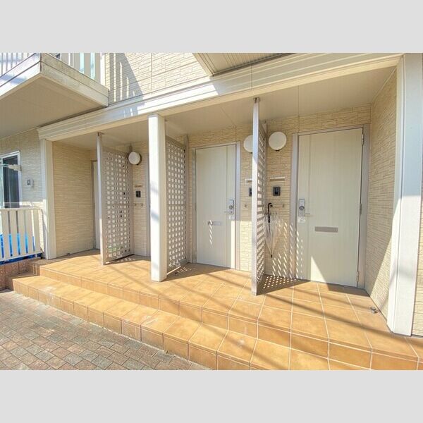 エントランス (エントランス)